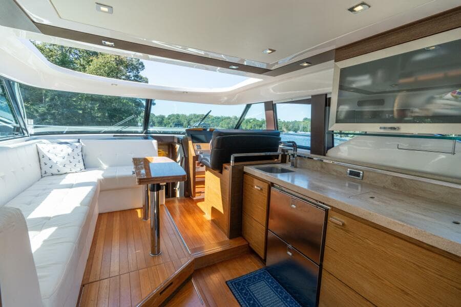 2015 Tiara Yachts 44 Coupe