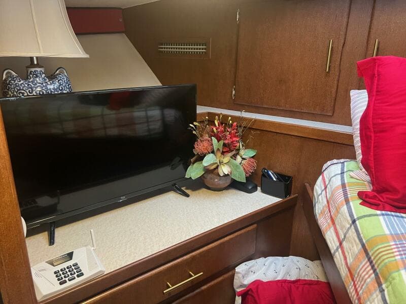 1988 Hatteras Motor Yacht
