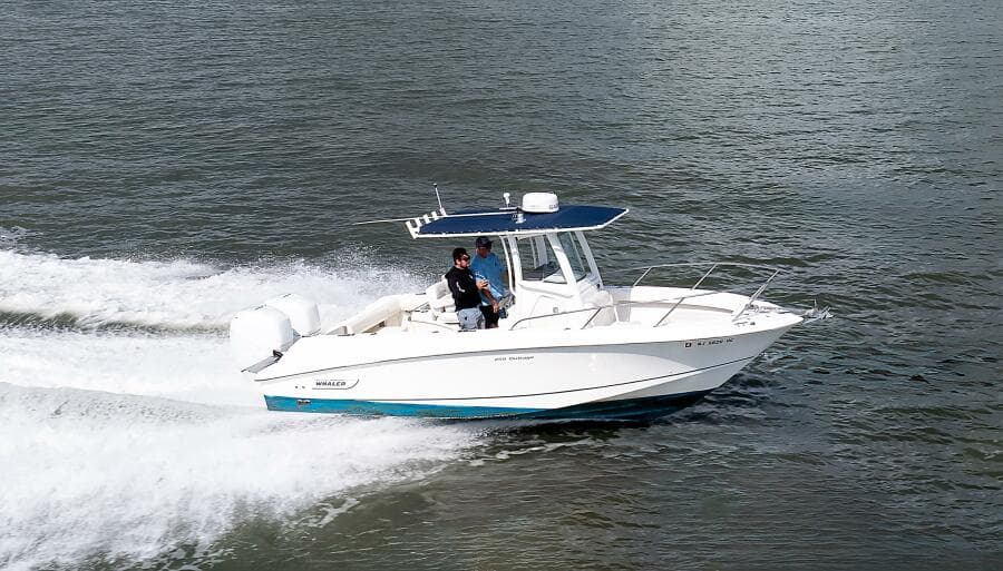 2010 Boston Whaler 250 Outrage
