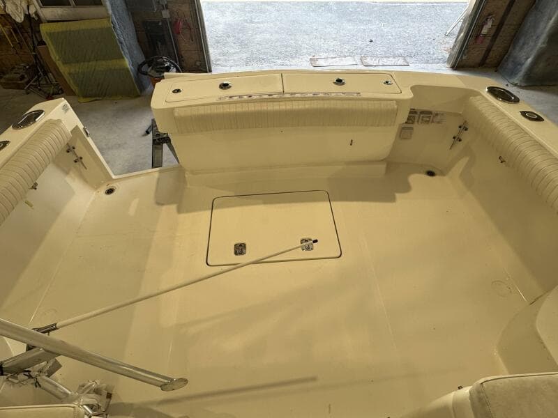 2011 Luhrs 30 Open