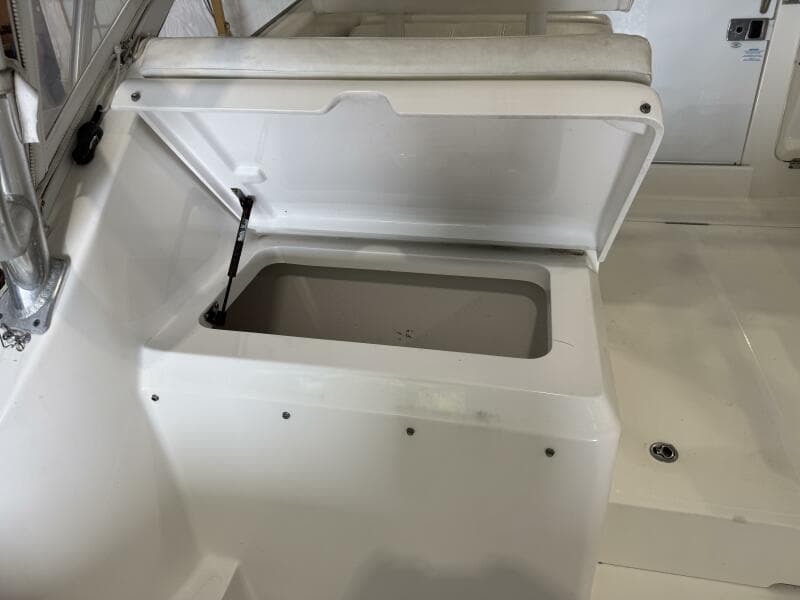 2011 Luhrs 30 Open
