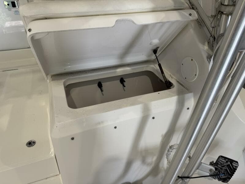 2011 Luhrs 30 Open