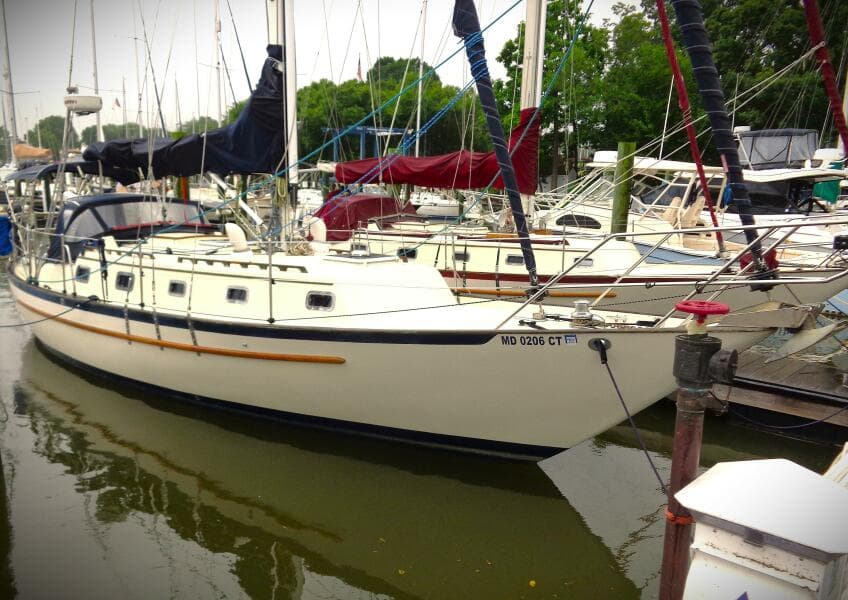 1995 Pacific Seacraft 37