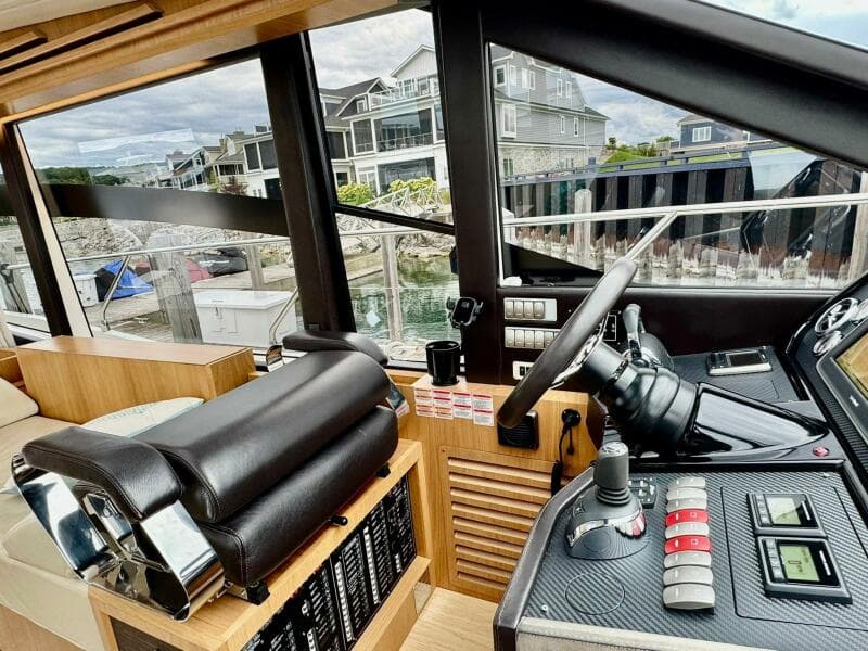 2016 Absolute 45 Sport Yacht