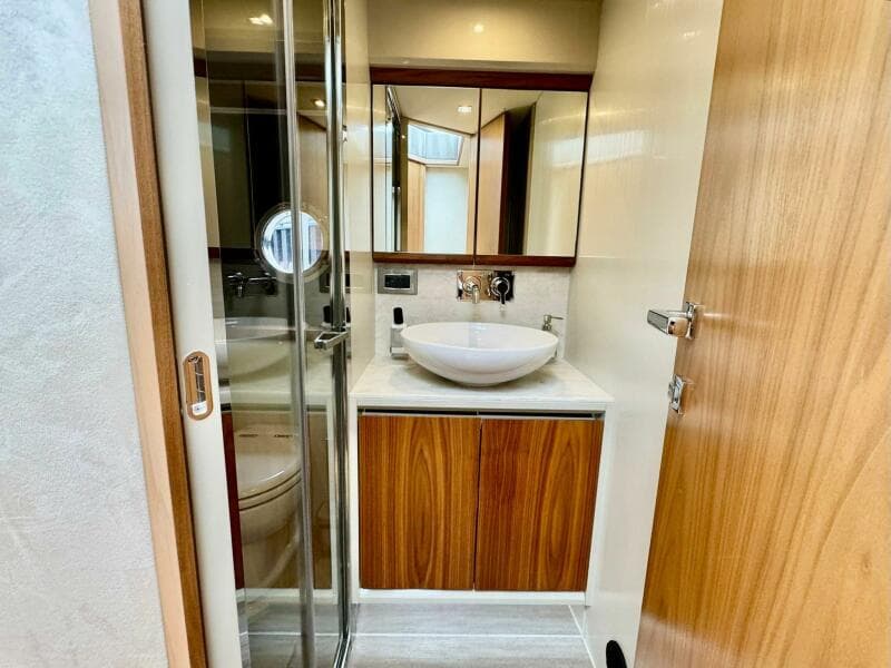 2016 Absolute 45 Sport Yacht