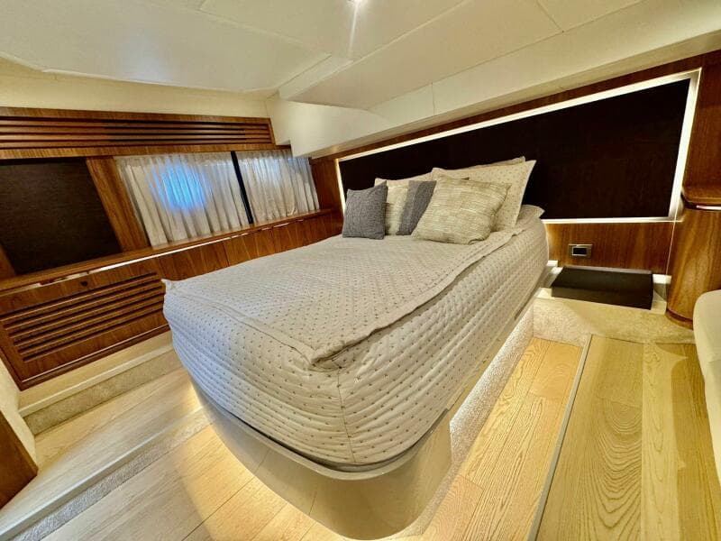 2016 Absolute 45 Sport Yacht