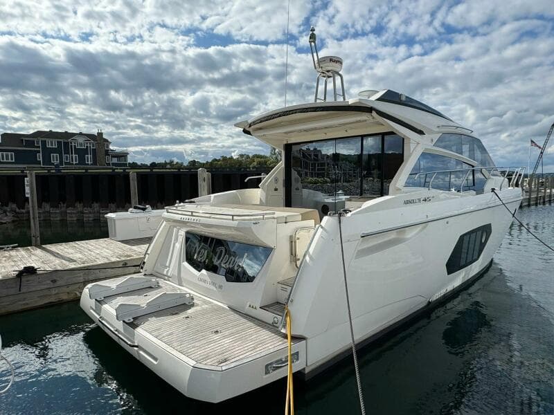 2016 Absolute 45 Sport Yacht
