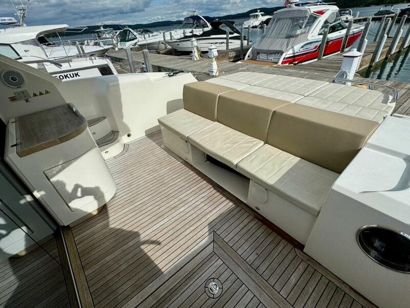 2016 Absolute 45 Sport Yacht