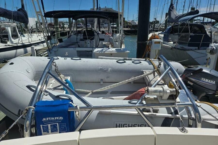 2005 American Tug 34 Pilothouse