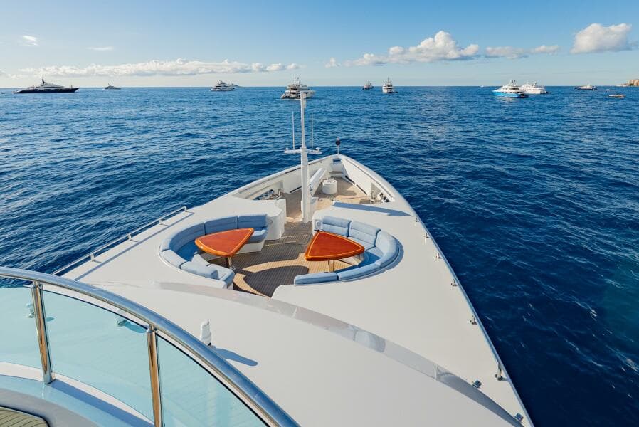 Bow Seating