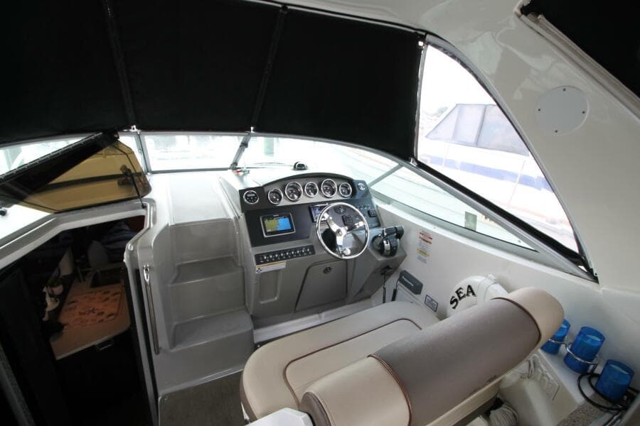 2015 Sea Ray 310 Sundancer