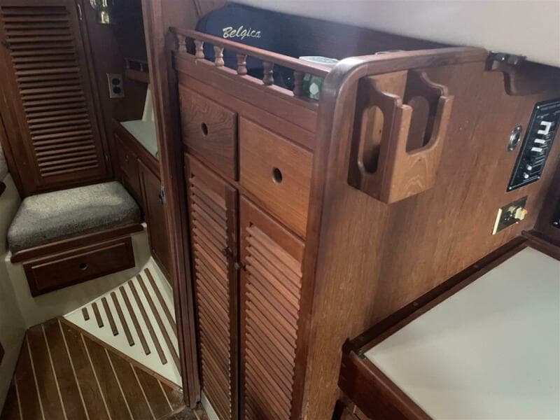 1989 Bayfield 36 Cutter