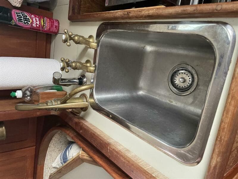 1989 Bayfield 36 Cutter