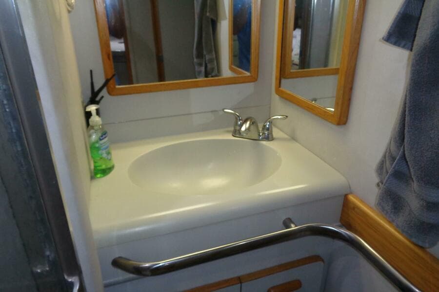 1991 Sea Ray 480 Sundancer