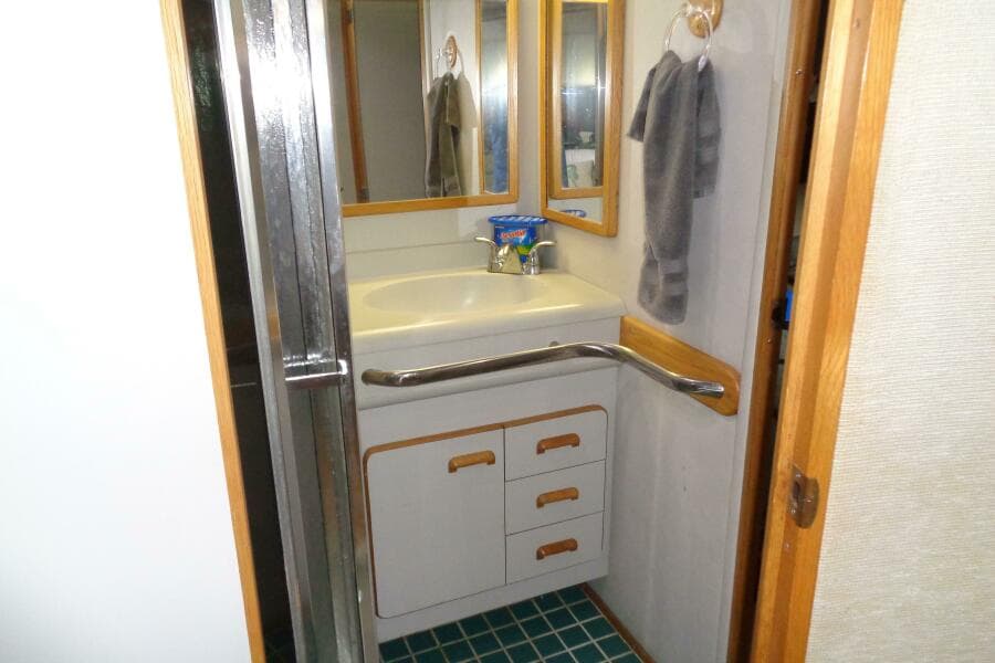 1991 Sea Ray 480 Sundancer