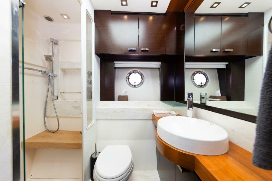 2014 Tiara Yachts 5000 Express