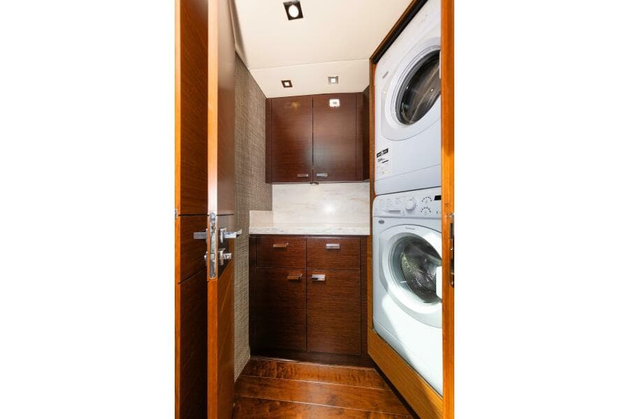 2014 Tiara Yachts 5000 Express