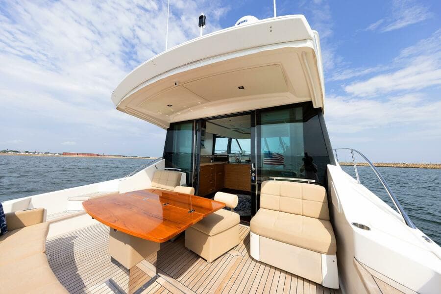 2014 Tiara Yachts 5000 Express