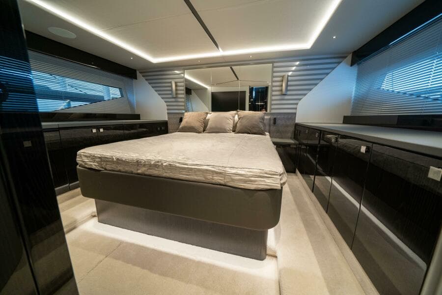 2026 Sunseeker 55 Predator