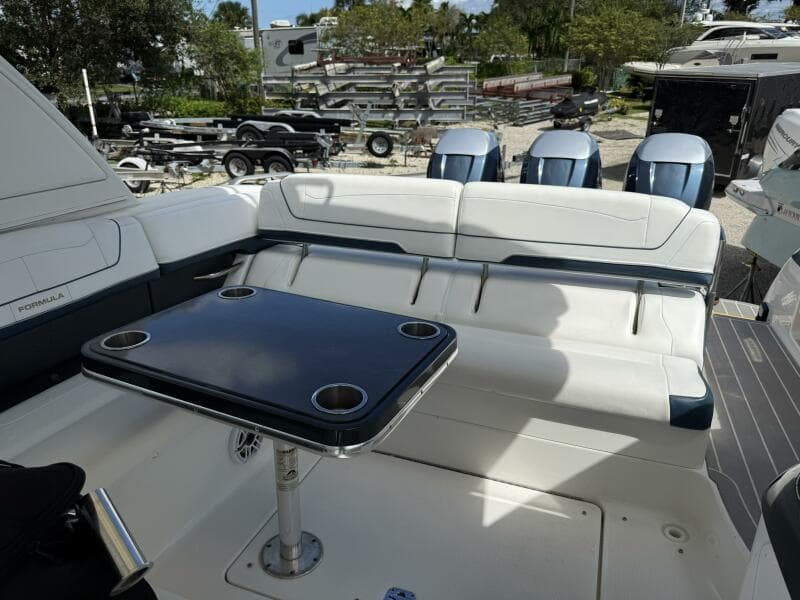 2021 Formula 350 Crossover Bowrider OB