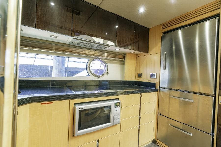 2014 Sunseeker Predator