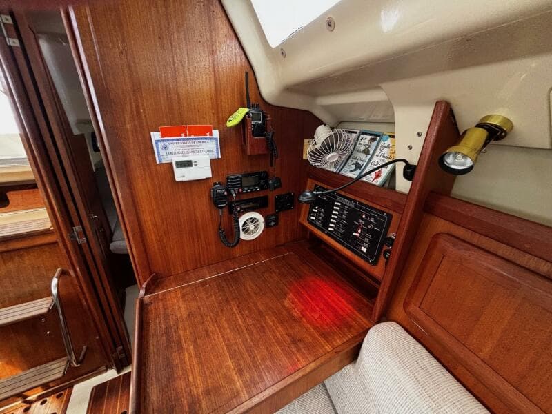 1993 Hunter 33.5