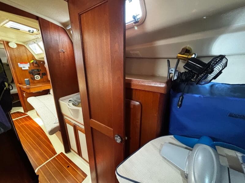 1993 Hunter 33.5