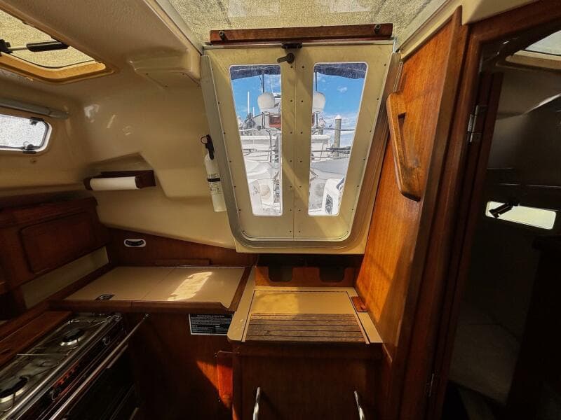 1993 Hunter 33.5
