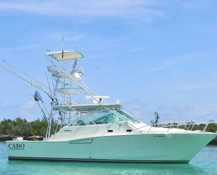 2002 Cabo 35 Express