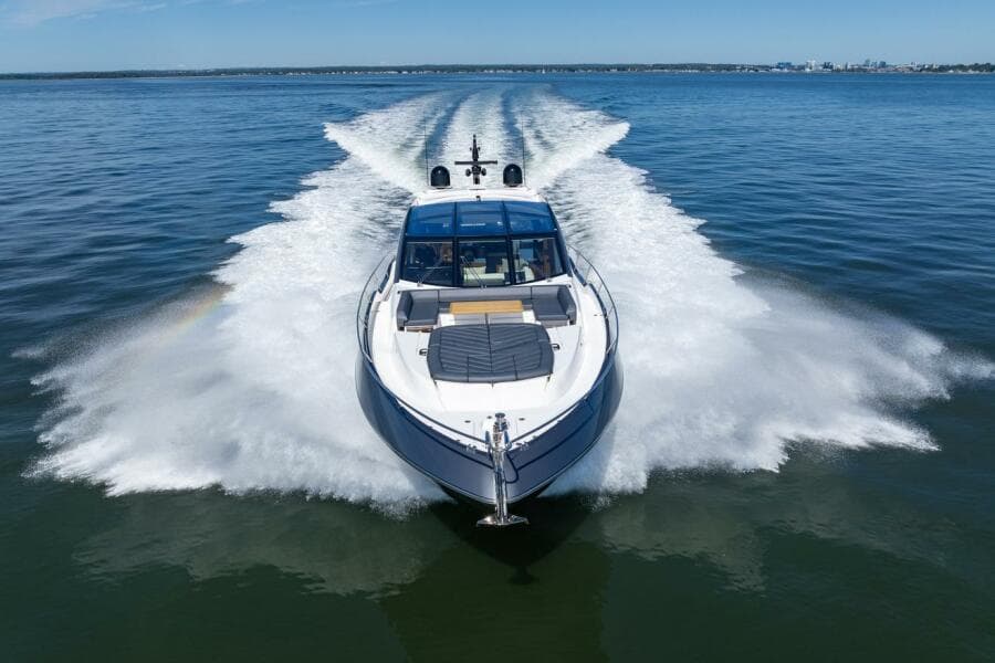 2020 Sunseeker Predator