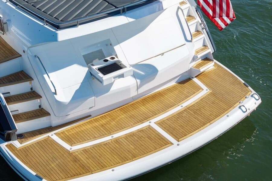2020 Sunseeker Predator