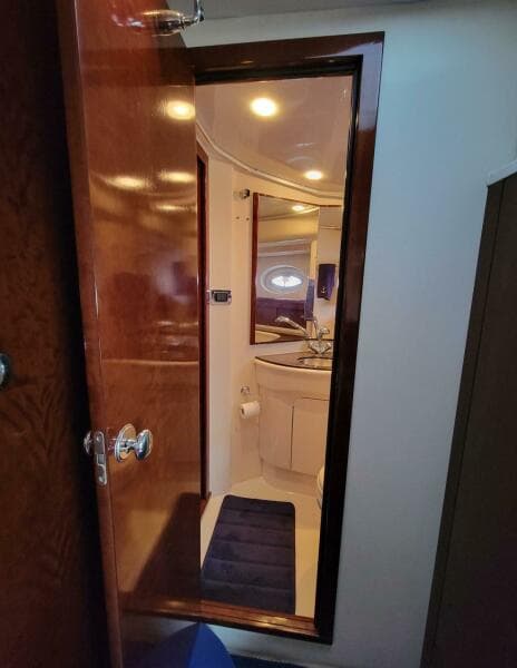 2011 Meridian 441 Sedan