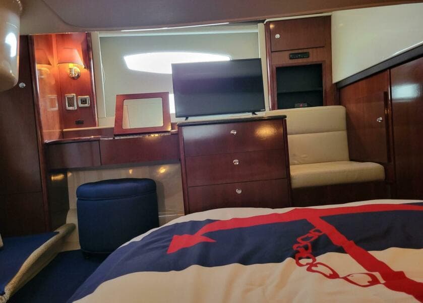 2011 Meridian 441 Sedan