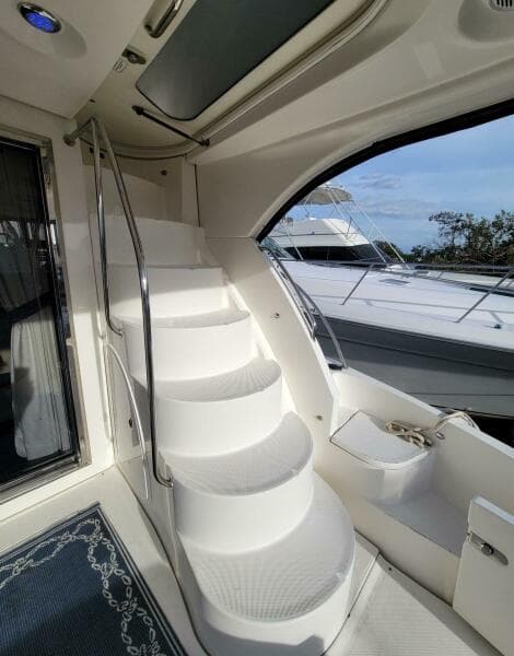 2011 Meridian 441 Sedan
