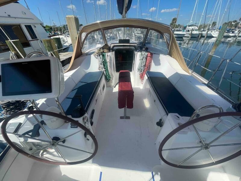 2004 Beneteau Oceanis 473
