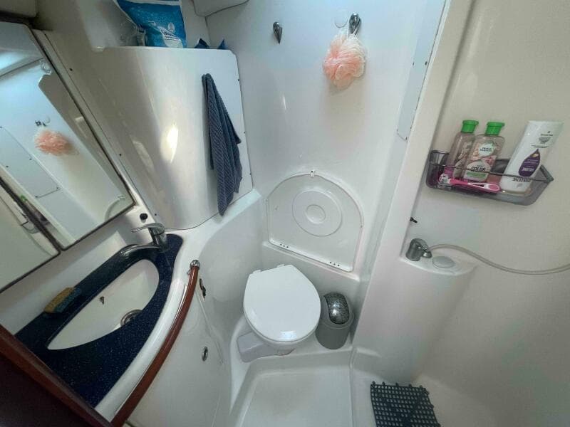 2004 Beneteau Oceanis 473