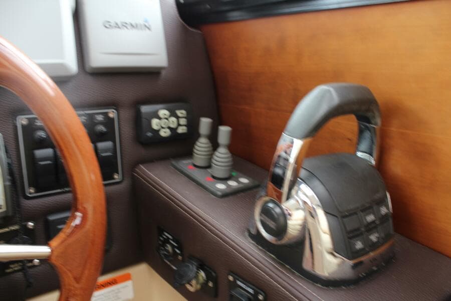 Throttlw Controls