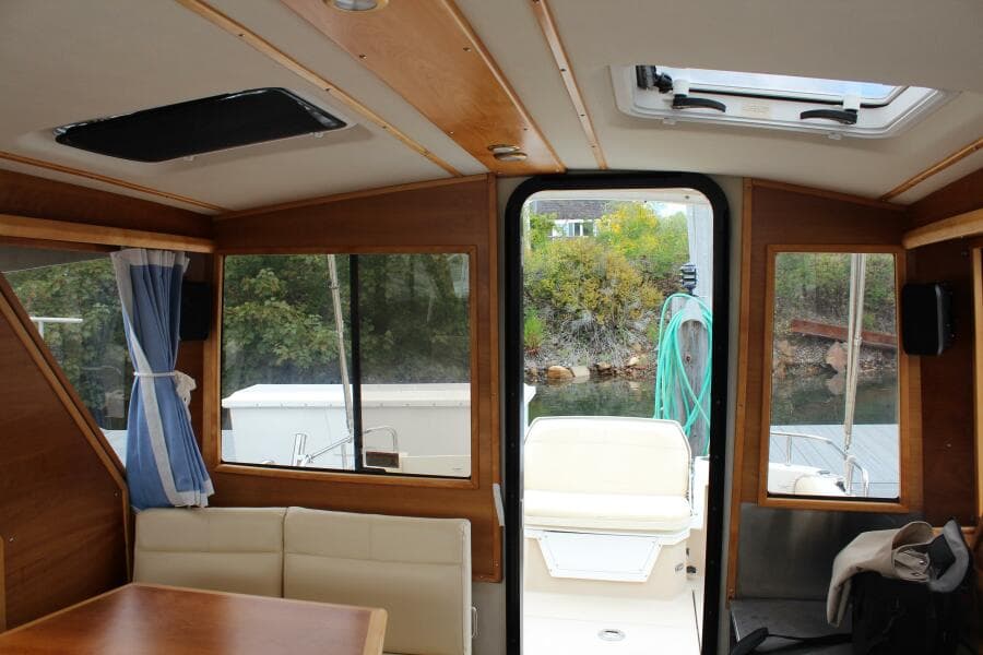 Salon Looking Aft (2)