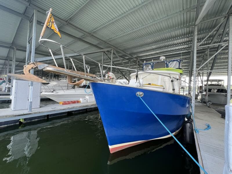 1981 Sea Ranger 45 Raised Pilot House