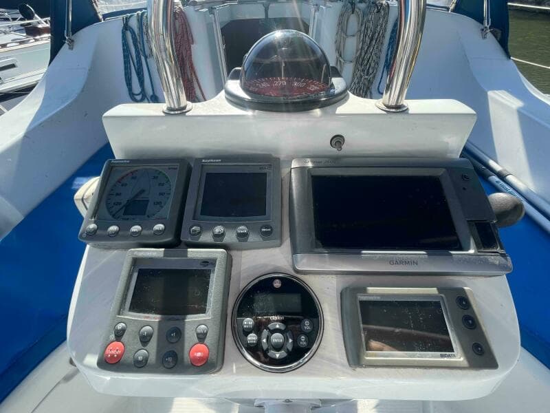2006 Beneteau 393