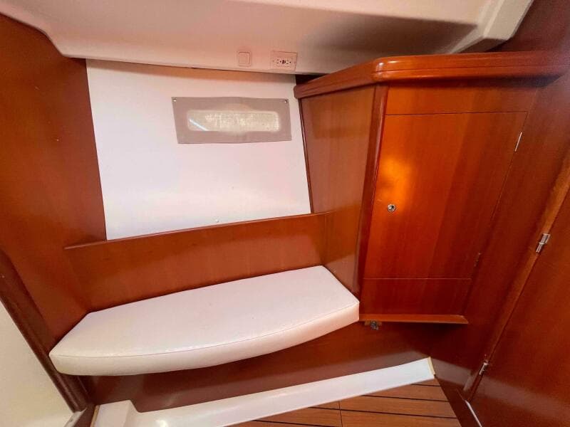 2006 Beneteau 393