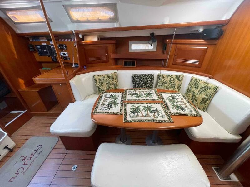 2006 Beneteau 393