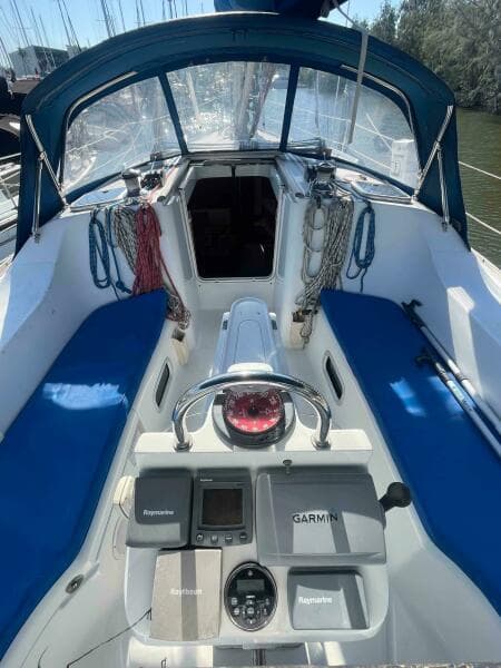 2006 Beneteau 393