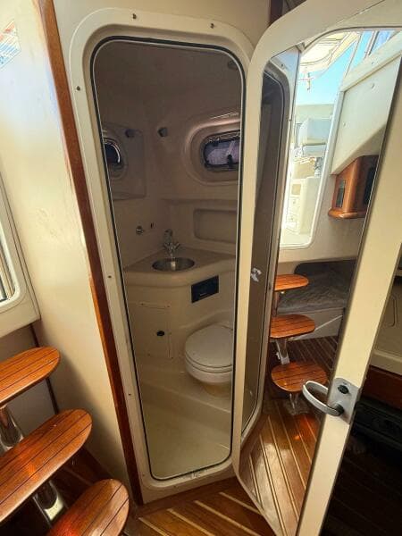 2007 Pursuit OS 335 Offshore
