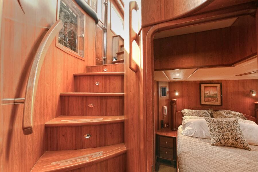 2002 Grand Alaskan Flushdeck
