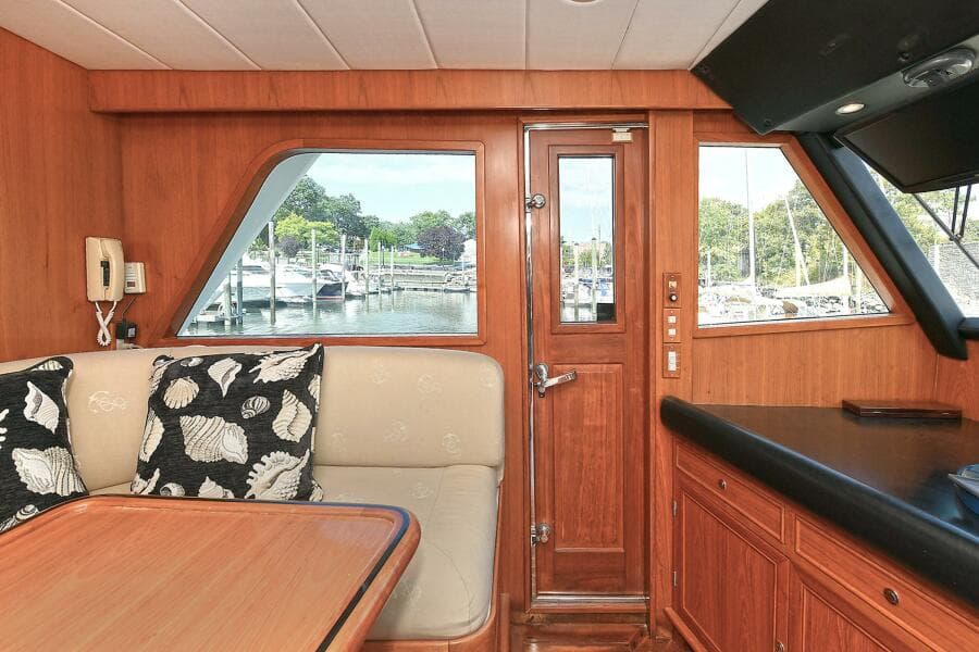 2002 Grand Alaskan Flushdeck