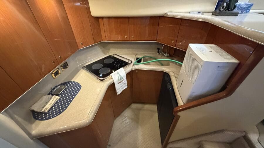2000 Sea Ray 380 Aft Cabin