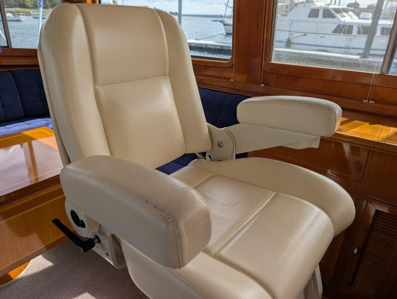 2006 Grand Banks 