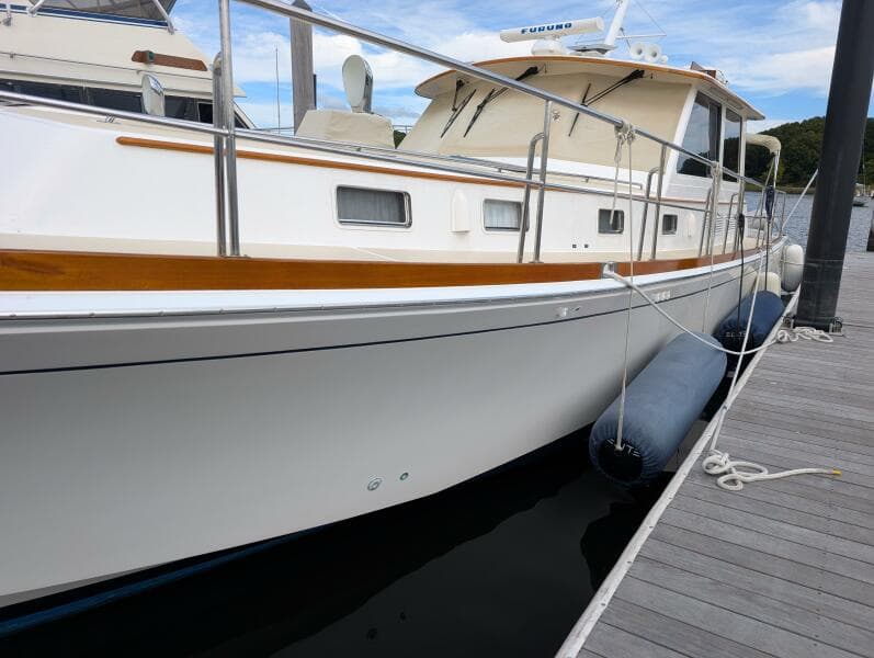 2006 Grand Banks 