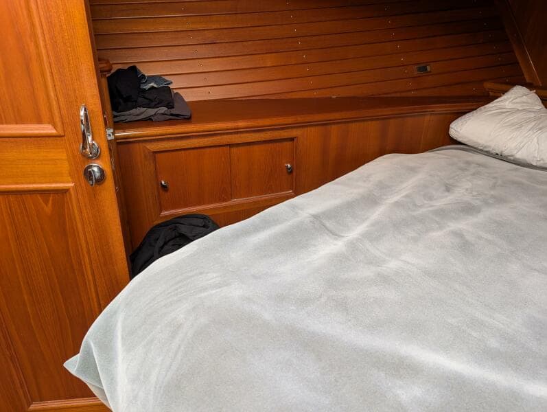 2006 Grand Banks 